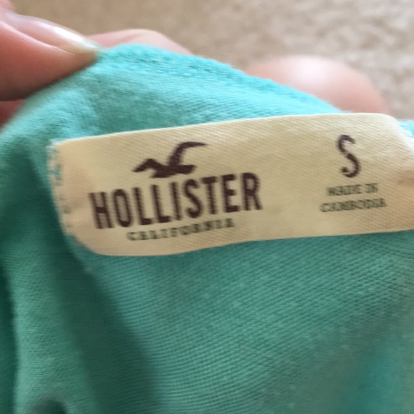 Hollister T-shirt - Picture 5 of 6